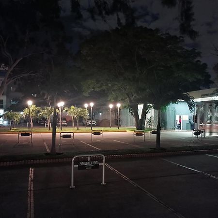 Departamento Express Airport Apartment Santa Cruz de La Sierra Phòng bức ảnh